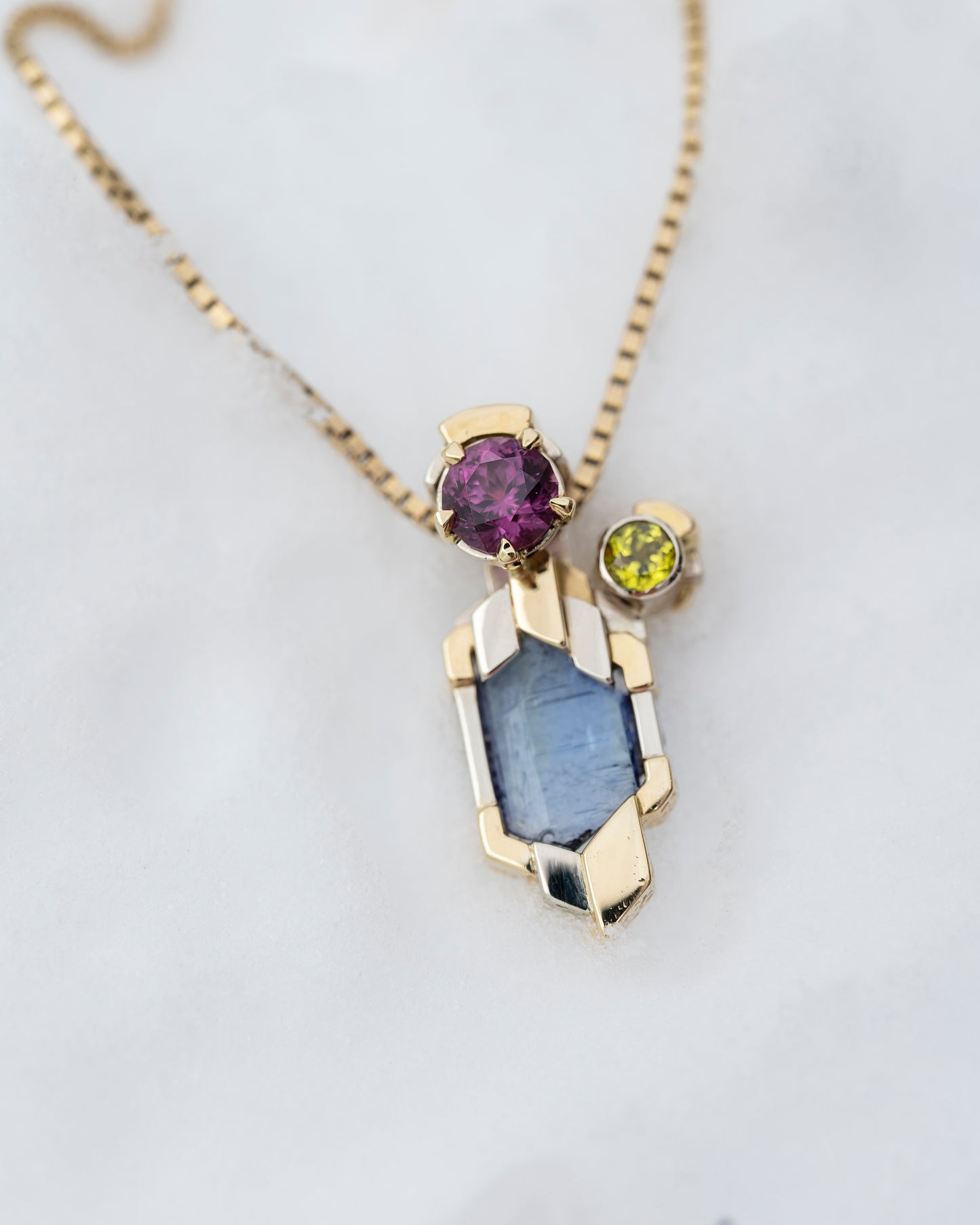 Gold & Tanzanite Pendant