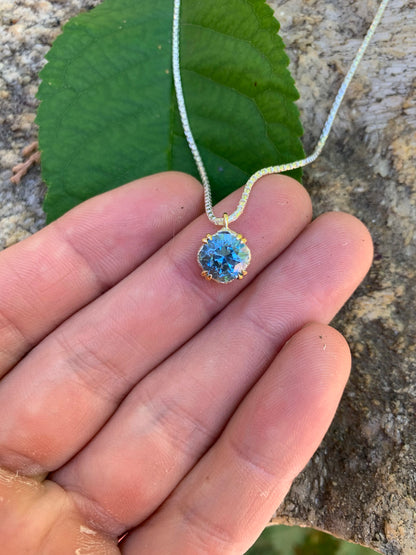 Aqua Pendant